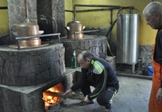 Нови промени в закона предвиждат и таван за виното за