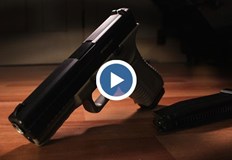 Майката си поиска обратно пистолета на сина след стрелба в