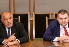 Журналистът от Дневник смята че Пеевски няма да съсипе ГЕРБ