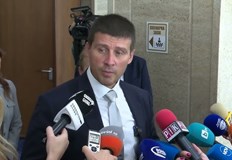 Величие подкрепя вота на недоверие срещу кабинетаПартия Величие твърдо подкрепя