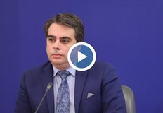 Лидерът на ПП посочи че страната е едва на 21 во