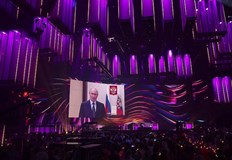 Победител в тазгодишното издание стана виетнамският изпълнител Дък ФукСъс заявка