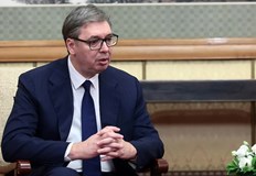 Сръбският президент отрече твърденията на опозицията че парадът е опит