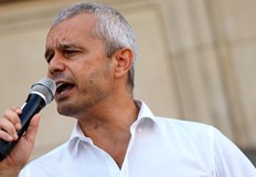 Партия Възраждане организира демонстрация пред БНБ срещу въвеждането на евротоЛидерът