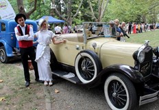 Посетителите ще видят превозни средства от различни епохиПрофесионален клуб Исторически