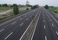 Шофьорите ще пътуват двупосочно в едното платно до края на