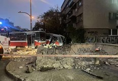 Ватман оставил мотрисата без надзор няма пострадали но са ударени