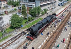 Старинната композиция с парен локомотив ще пътува от Горна Оряховица