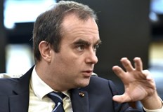 Макрон назначи 39 годишния министър на отбраната след падането на правителството