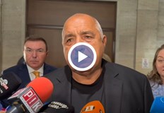 Падането на правителството щяло да спре пътя към еврозонатаМнозинството което