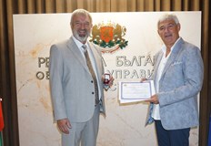 Драгомир Драганов Влизането в Еврозоната е сигнал за икономическа сигурностПрезидентът