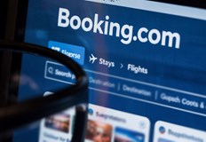 Собствениците търсят обезщетение заради забраната да предлагат по ниски цени на