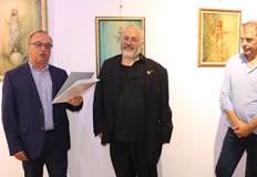 Художникът черпи вдъхновение от българските народни танциДванайсет нови картини показа