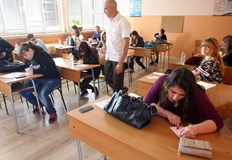 Индивидуални уроци струват по 1000 лв месечно школите излизат малко