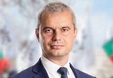 Лидерът на Възраждане се обърна и към симпатизантите на ПП ДБЛидерът