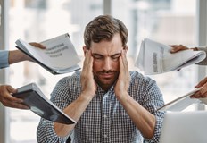 DJ превърна тежкото връщане на работа в TikTok хит психолозите