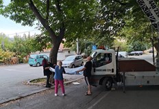 Частна фирма осигури безвъзмездно вишка за акцията докато общината пожарната