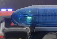 Специализираният автомобил е бил с включена сигнализацияЛек автомобил се е