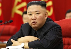 Севернокорейските туристически гидове трябва да използват местни еквиваленти за западните