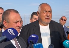 Лидерът на ГЕРБ обвини политическите си опоненти за закъснението и