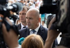 Президентът отказа да коментира предстоящия вот на недоверие в деня