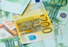 Промени в наредби подготвят превалутирането на финансовите помощи и програмите