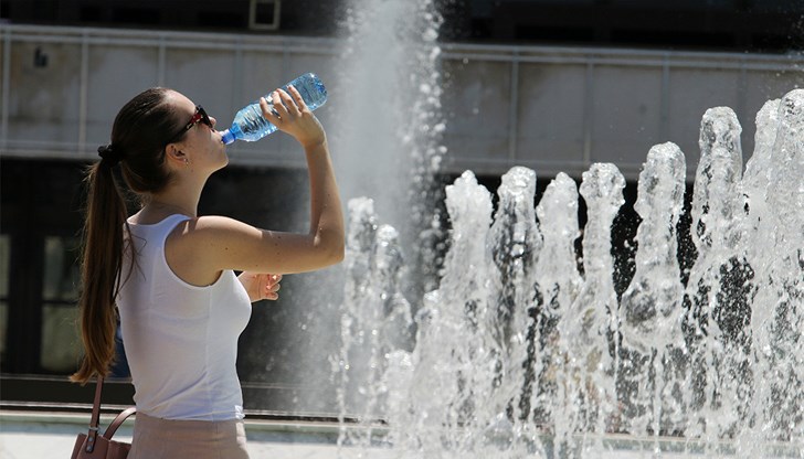 Температурите достигат до 30 градуса, очакват се мъгли сутринта в низините