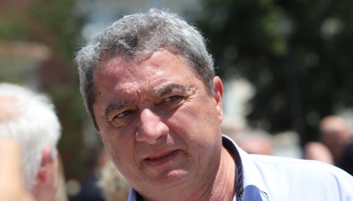 Бившият вътрешен министър коментира инцидента с нападението над шефа на ОДМВР-Русе, който е в болница след побой от младежи