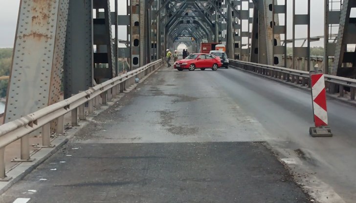 Няма сериозни опашки от чакащи автомобили, уверява областният управител Драгомир Драганов