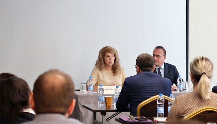 Вицепрезидентът подчерта нуждата от вътрешна стабилизация и национална амбиция за развитие