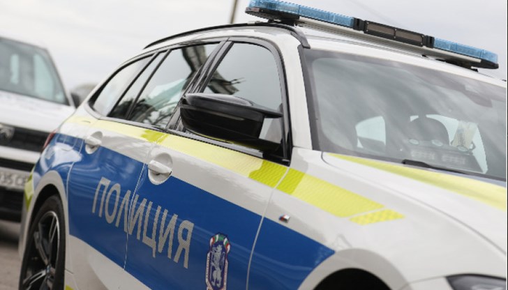 Пострадалият е със синини в областта на кръста