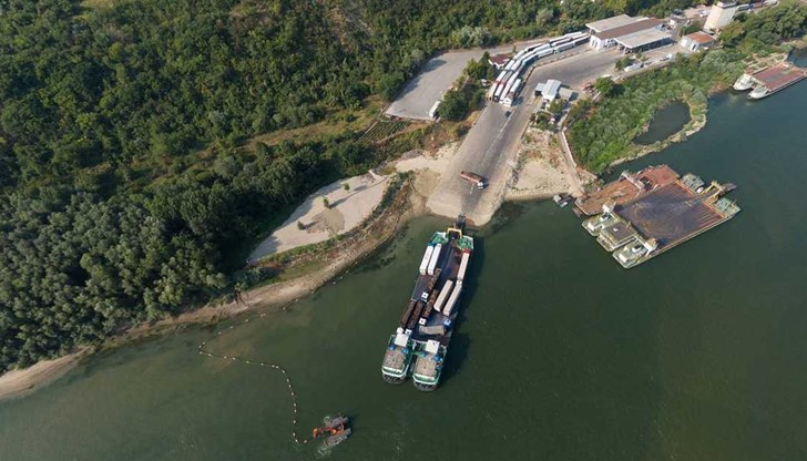 Движението по Дунав мост при Русе остава затруднено заради продължаващия ремонт