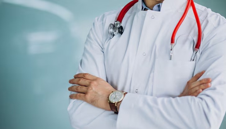 Потребителската такса при лекарите предизвика спор заради превалутирането Потребителската такса при лекарите предизвика спор заради превалутирането