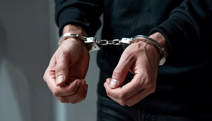 Съдът го настани в психиатрична болница за изследване