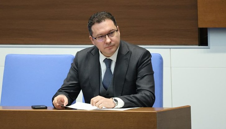 Даниел Митов представи данни за над 1500 сигнала срещу полицаи само за година