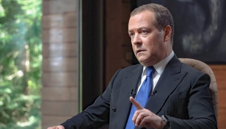 Великобритания вече прехвърли над 1 милиард лири на Украйна от замразени руски средства Великобритания вече прехвърли над 1 милиард лири на Украйна от замразени руски средства