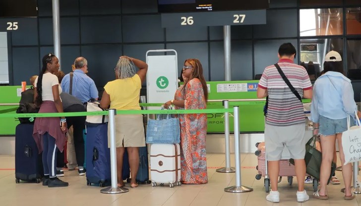 Конфликт за цигари на Терминал 1 завърши с арест