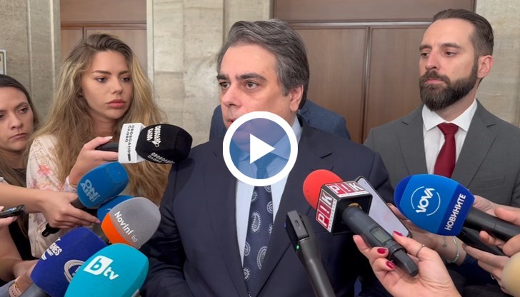 Според лидера на ПП младежите са в ареста, защото са "неудобни на властта"