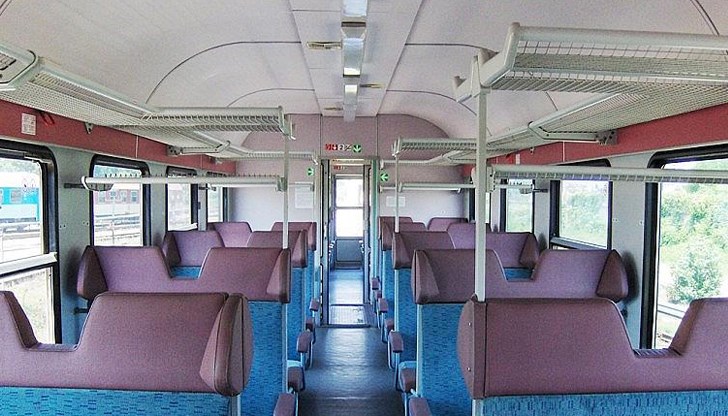 Картата "Учащ" струва 1 лев и е валидна до септември 2026 Картата "Учащ" струва 1 лев и е валидна до септември 2026