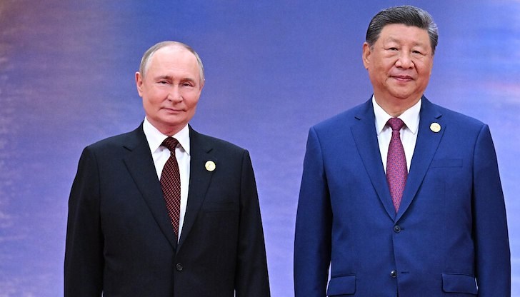 Китайският и руският президент разговаряха по време на форума на върха на ШОС Китайският и руският президент разговаряха по време на форума на върха на ШОС