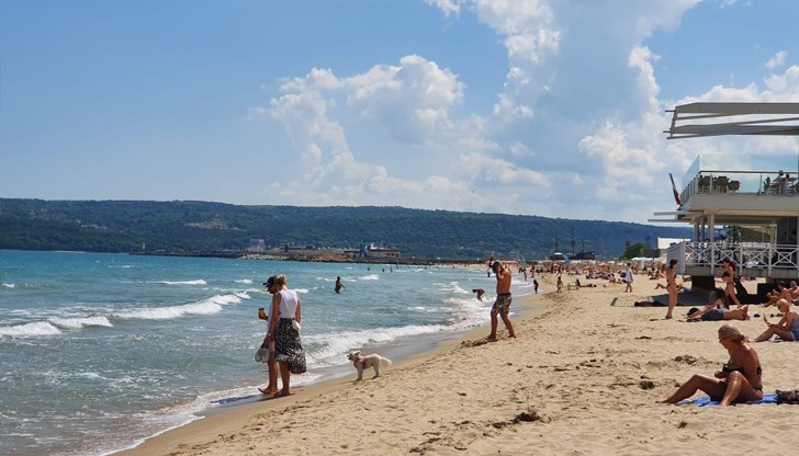 Цените са свалени наполовина, а септембар предлага богата програма от фестивали и спортни събития Цените са свалени наполовина, а септембар предлага богата програма от фестивали и спортни събития