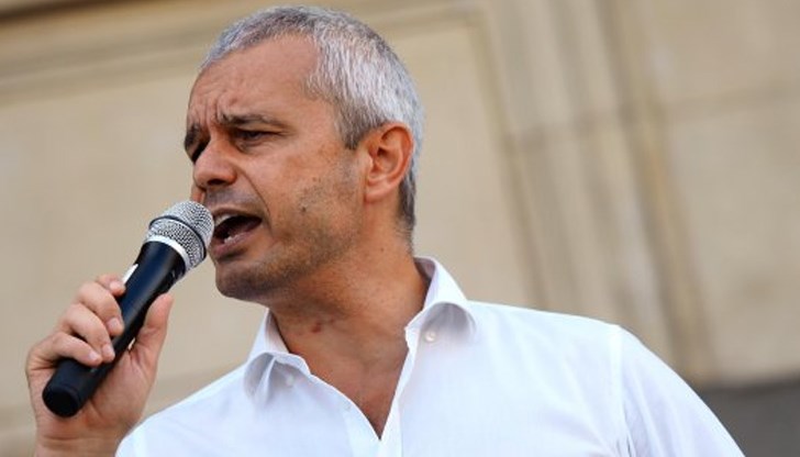 Партия "Възраждане" организира демонстрация пред БНБ срещу въвеждането на еврото