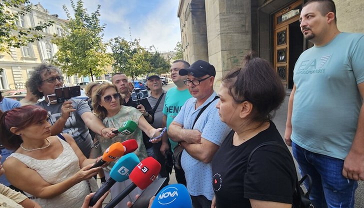 Родителите на 18-годишния обвиняем разказват различна версия за събитията