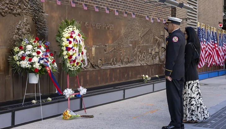 Възпоменателните церемонии се провеждат 24 години след деня, който промени Америка