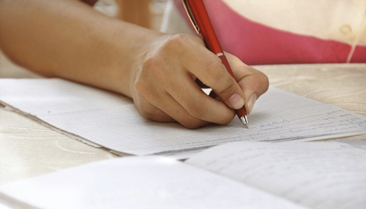 Онлайн изпитът ще се проведе на 3 октомври и ще продължи 40 минути с цел да открие затрудненията в прогимназиалния етап