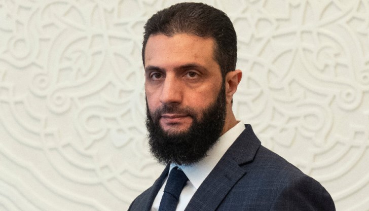 Ахмад аш-Шараа пристигна във Вашингтон на официална визита Ахмад аш-Шараа пристигна във Вашингтон на официална визита