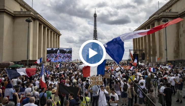 Огромният държавен дълг и социални права поставят под въпрос стабилността на втората най-голяма икономика в ЕС