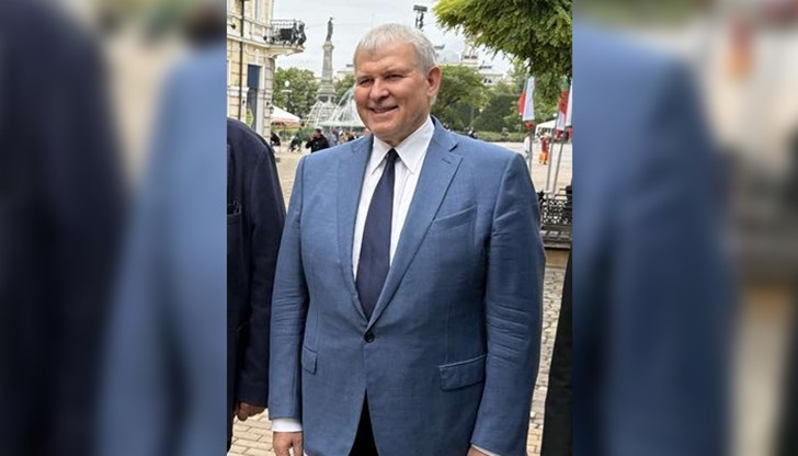 Лидерът на СДС е в Русе за откриването на офиса на евродепутата Илия Лазаров