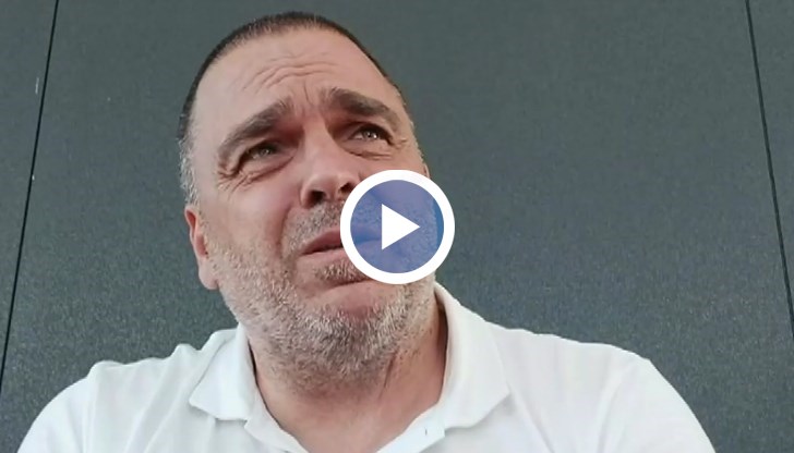 Ръката му е негодна. Не знам как ще воюва