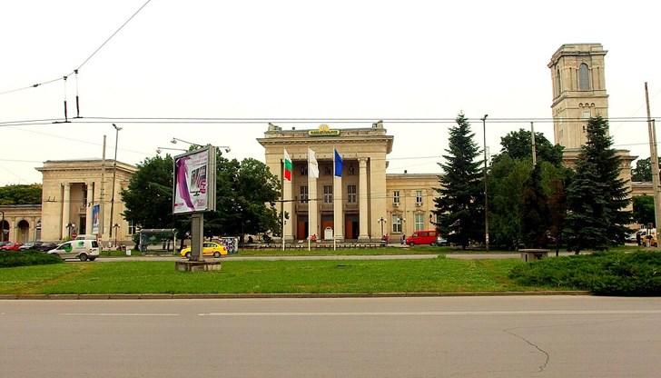 Обмисля се пускането и на пътнически влак до Шумен